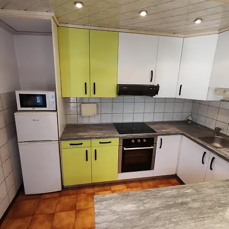 Apartment Preseren