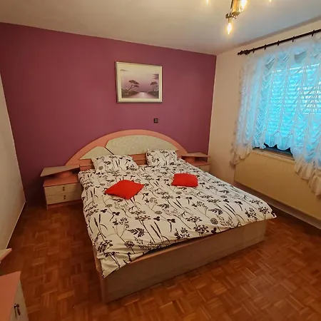 Apartment Preseren