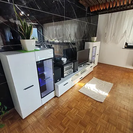 Preseren Apartment