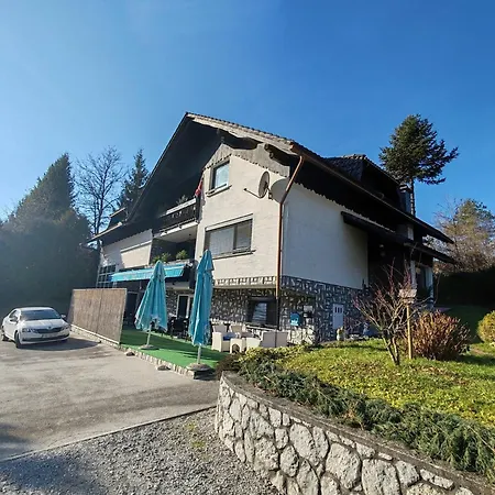 Preseren Apartment *