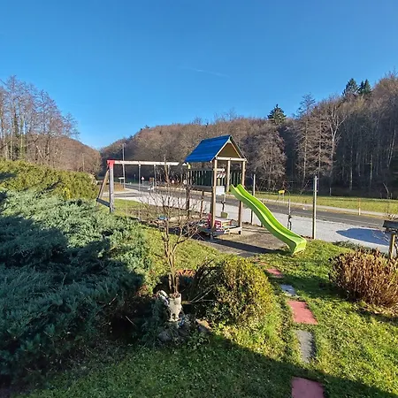 Preseren Διαμέρισμα Smarjeske Toplice